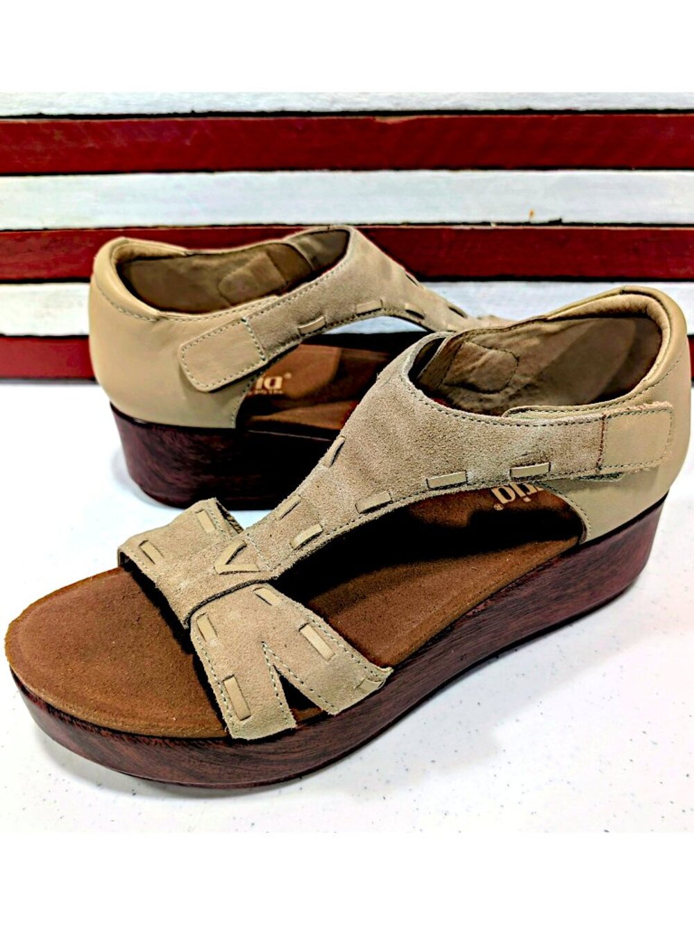 Alegria Tova Platform Comfort Sandals Women’s Beige EU 41 US 10.5 - 11 Peep Toe